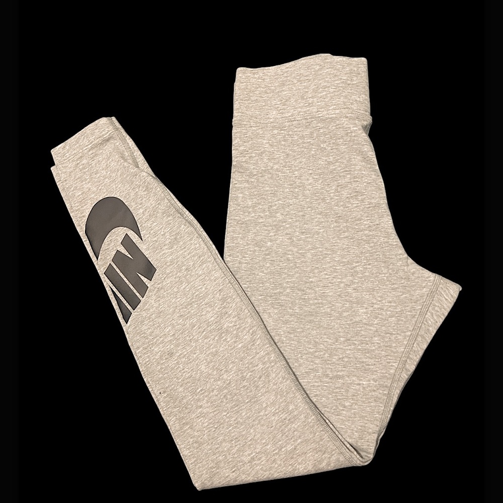 Nike leggings